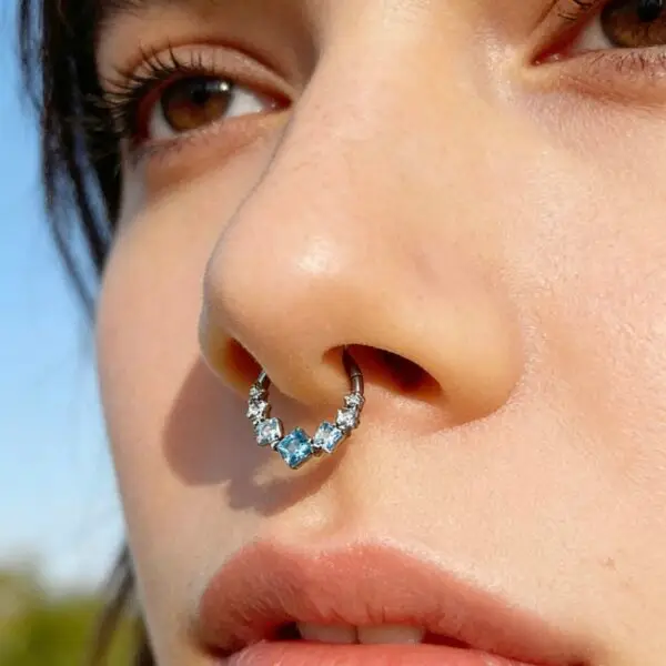 F136 Titanium Gradient Square CZ Hinged Ring