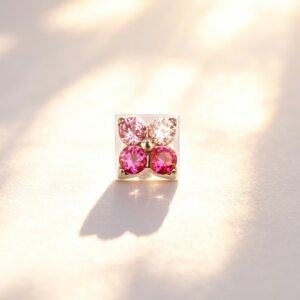 ASTM F136 Titanium Four-Leaf Clover 5A CZ Labret Top